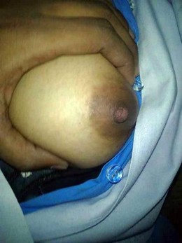 Indian Schoolgirl hot big boobs..